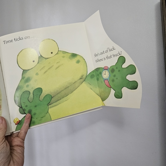 Usborne Easy words to Read Hardbacks - Picture 3 of 4